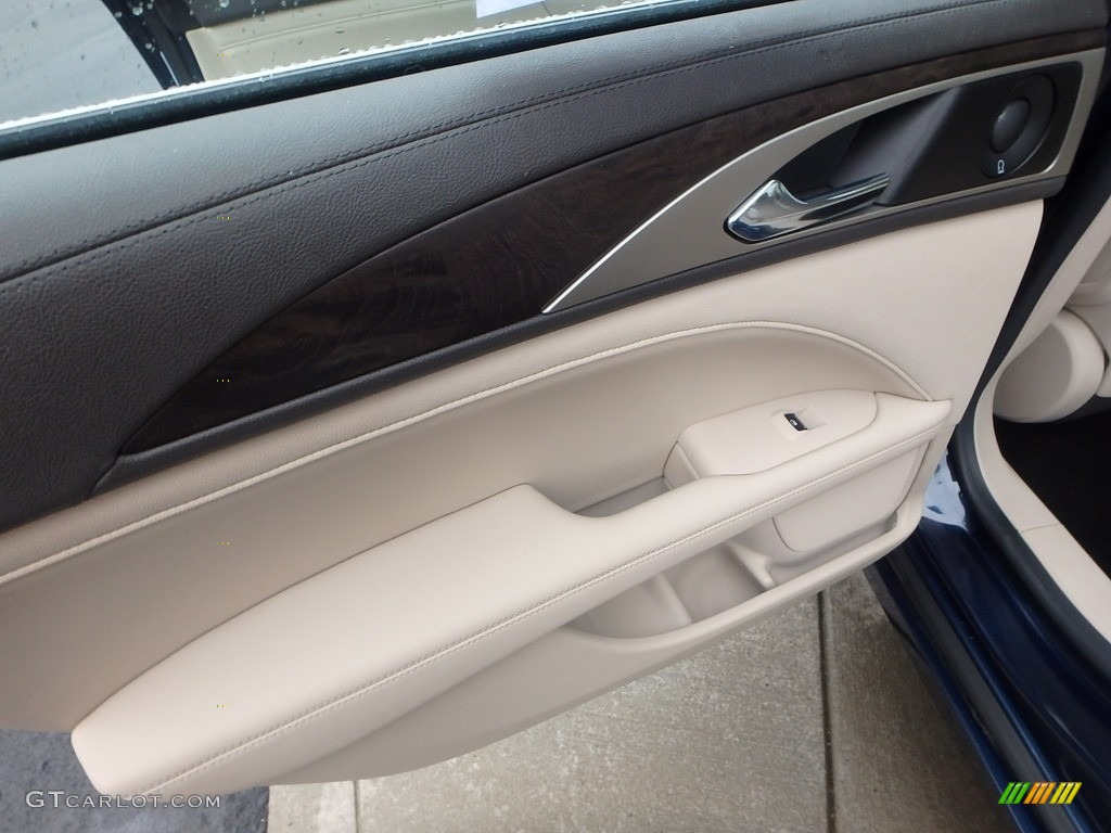 2017 Lincoln MKZ Select Cappuccino Door Panel Photo #119326945
