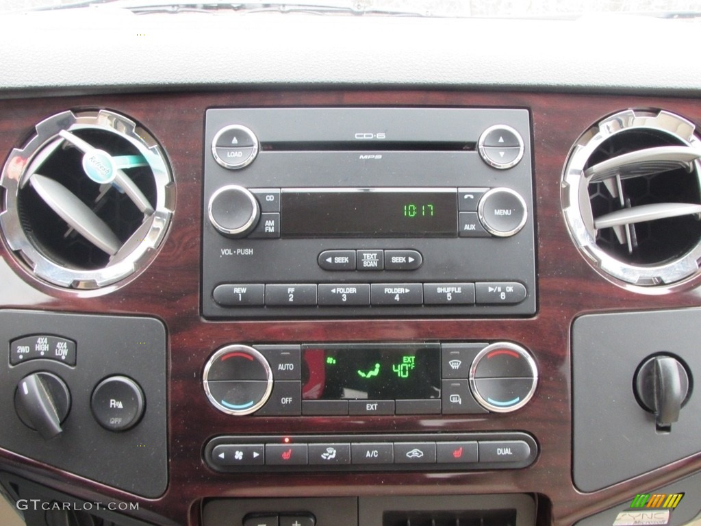 2009 F350 Super Duty Lariat Crew Cab 4x4 Dually - Dark Blue Pearl Metallic / Camel photo #41