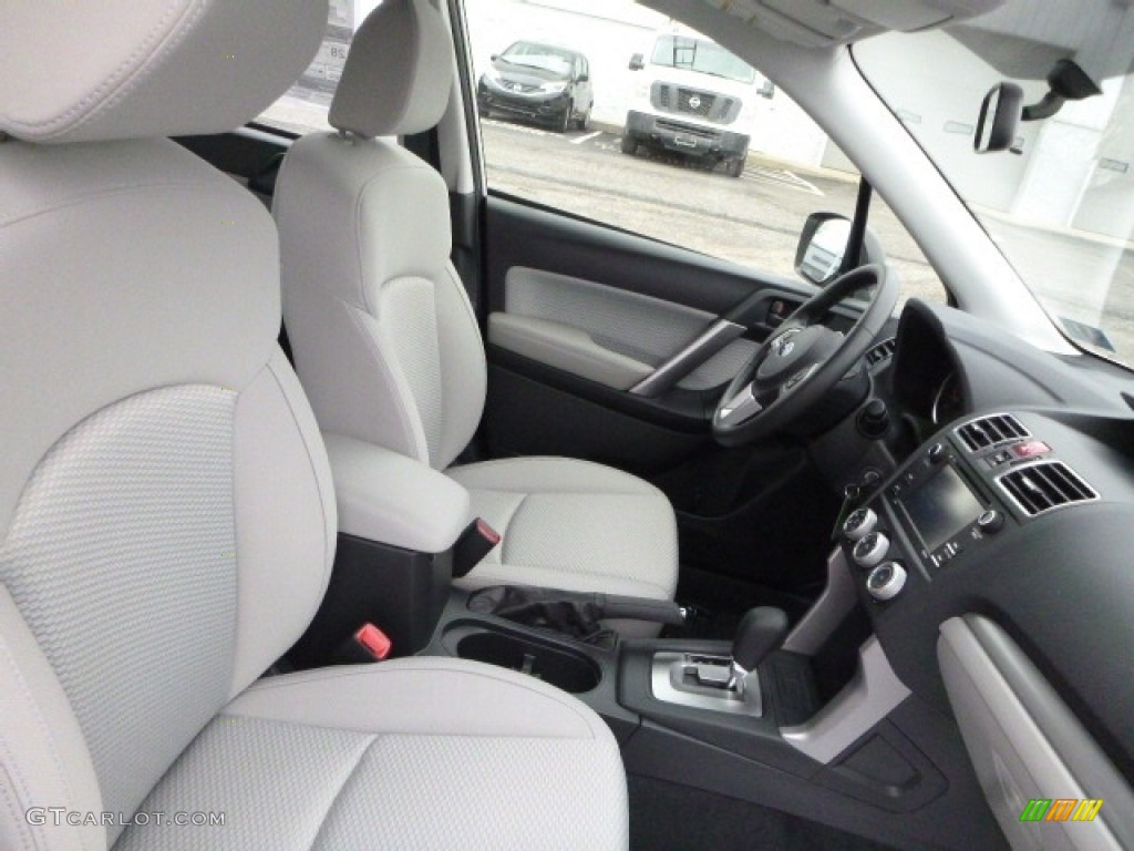 2017 Subaru Forester 2.5i Front Seat Photo #119329243