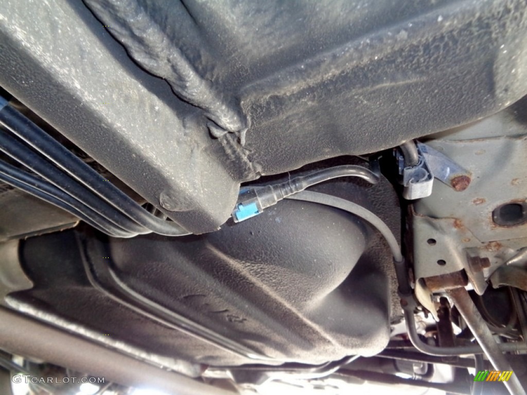 2006 Lexus ES 330 Undercarriage Photo #119330197