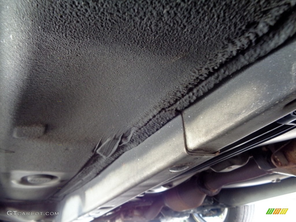 2006 Lexus ES 330 Undercarriage Photo #119330221