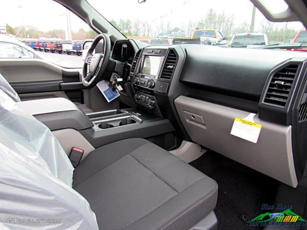 2017 F150 XL SuperCrew 4x4 - Shadow Black / Black photo #30
