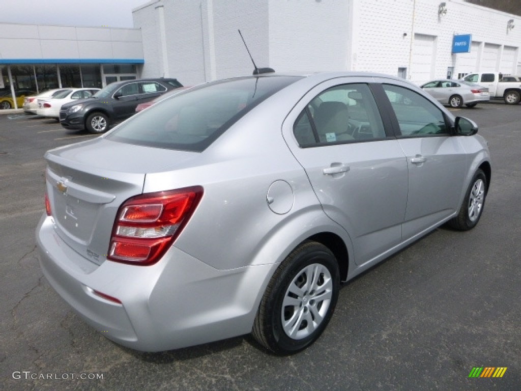2017 Sonic LS Sedan - Silver Ice Metallic / Jet Black/Dark Titanium photo #6