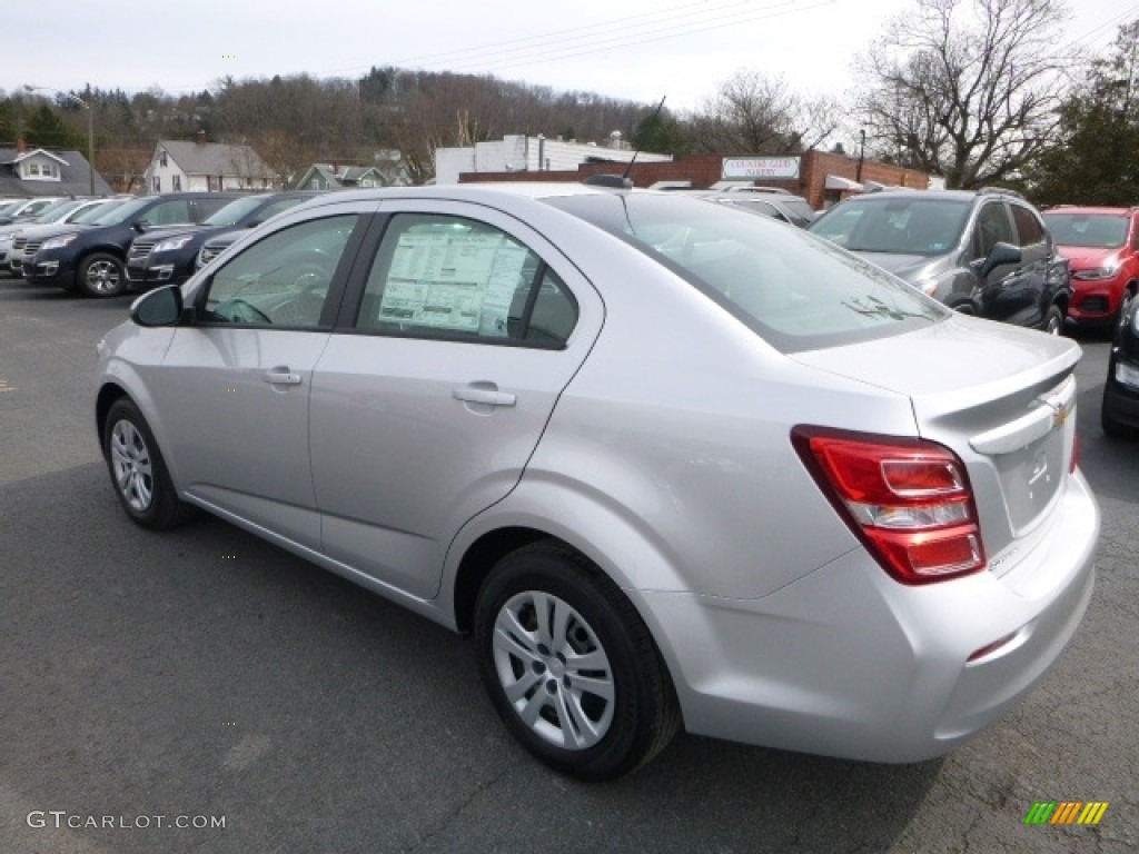 2017 Sonic LS Sedan - Silver Ice Metallic / Jet Black/Dark Titanium photo #8