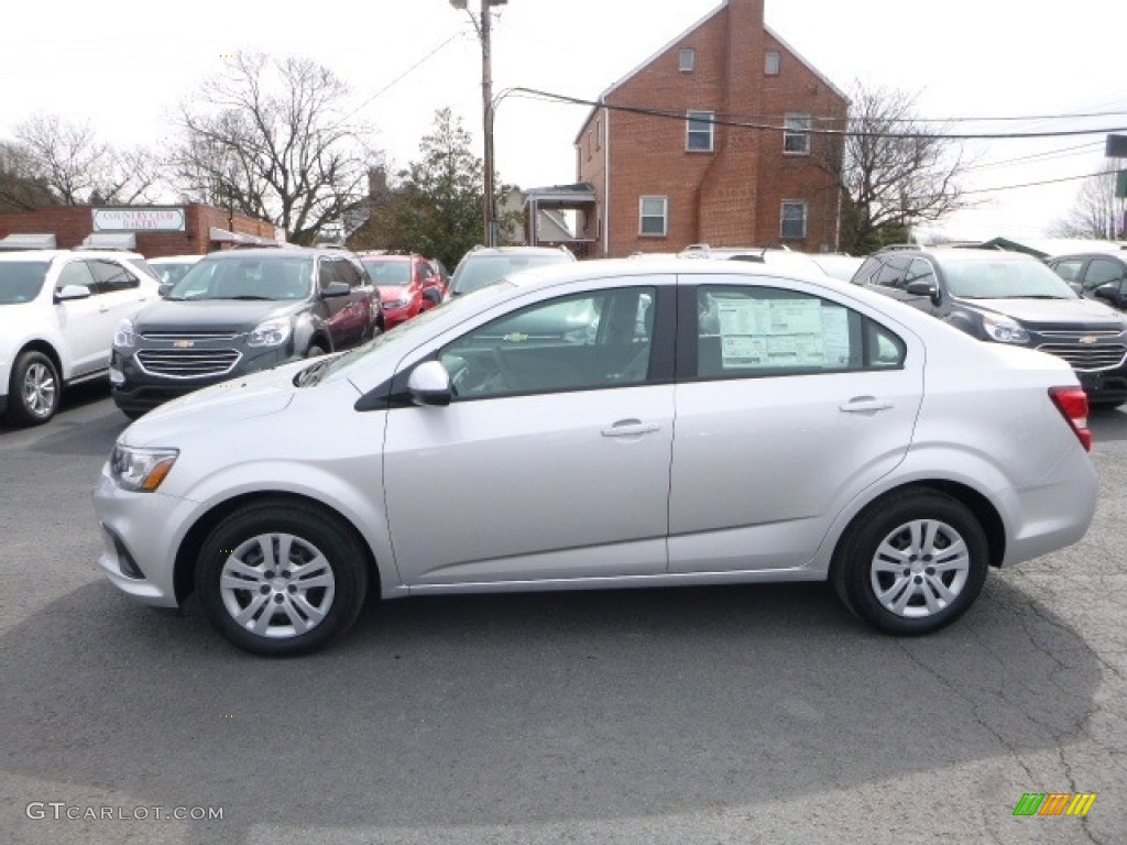 2017 Sonic LS Sedan - Silver Ice Metallic / Jet Black/Dark Titanium photo #9