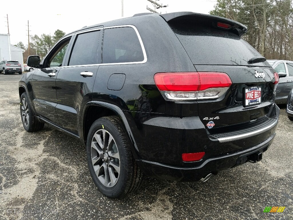 2017 Grand Cherokee Overland 4x4 - Diamond Black Crystal Pearl / Brown/Light Frost Beige photo #4
