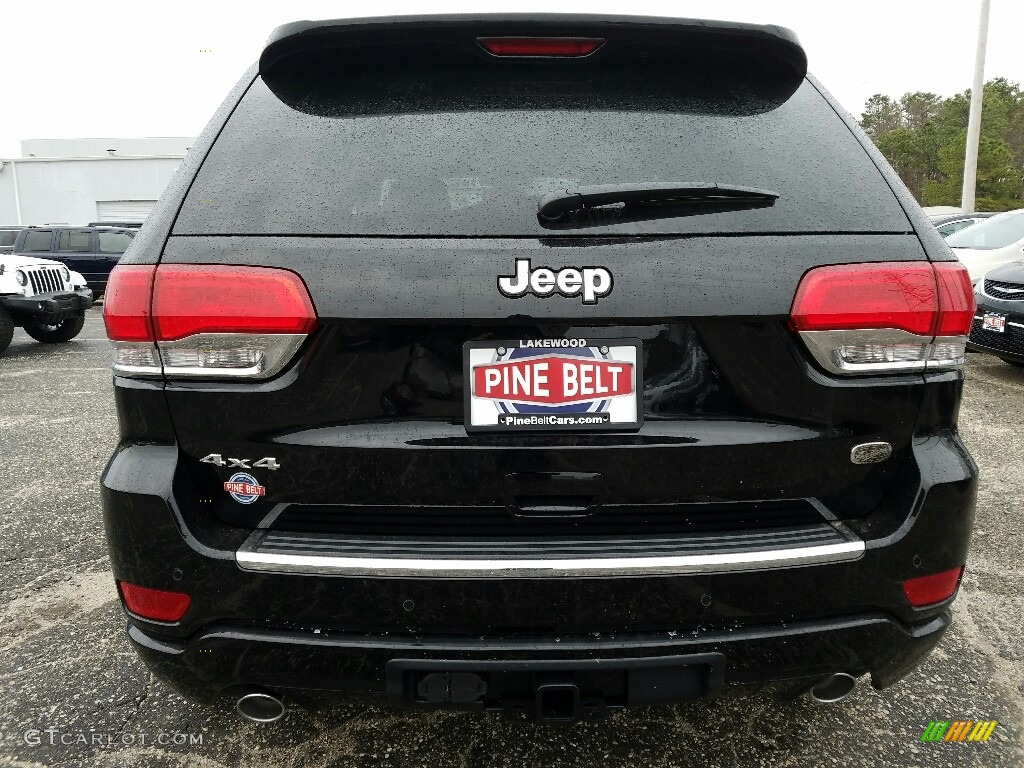 2017 Grand Cherokee Overland 4x4 - Diamond Black Crystal Pearl / Brown/Light Frost Beige photo #5