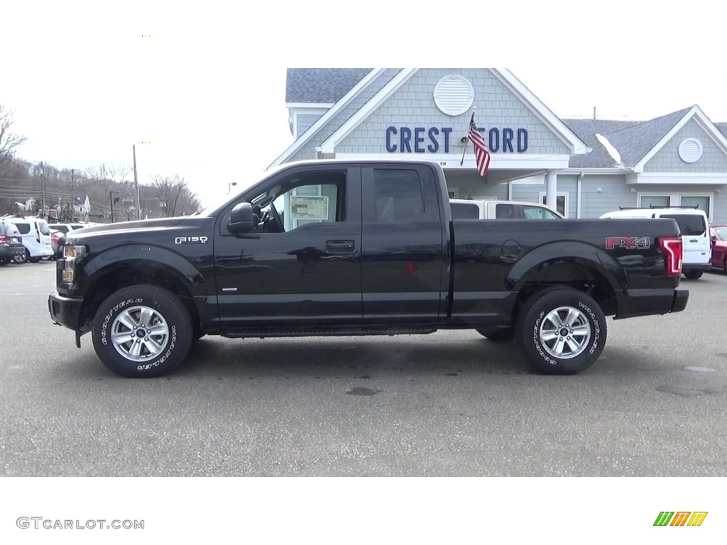 2017 F150 XL SuperCab 4x4 - Shadow Black / Earth Gray photo #4