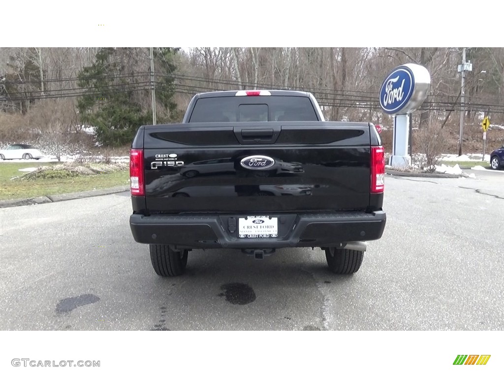 2017 F150 XL SuperCab 4x4 - Shadow Black / Earth Gray photo #6