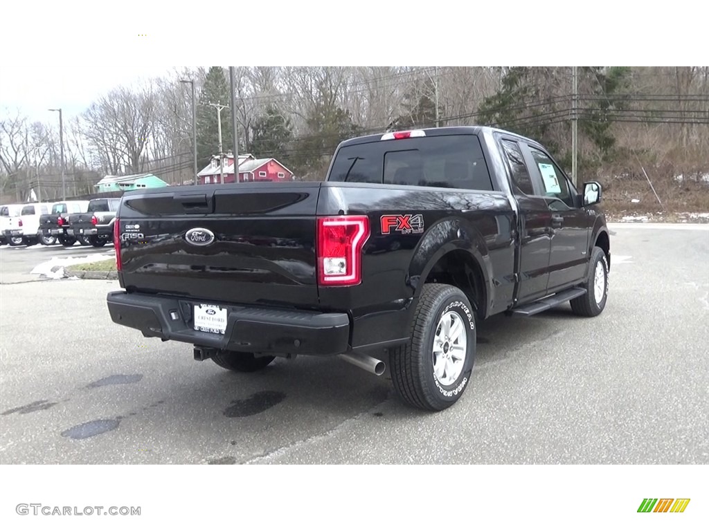 2017 F150 XL SuperCab 4x4 - Shadow Black / Earth Gray photo #7