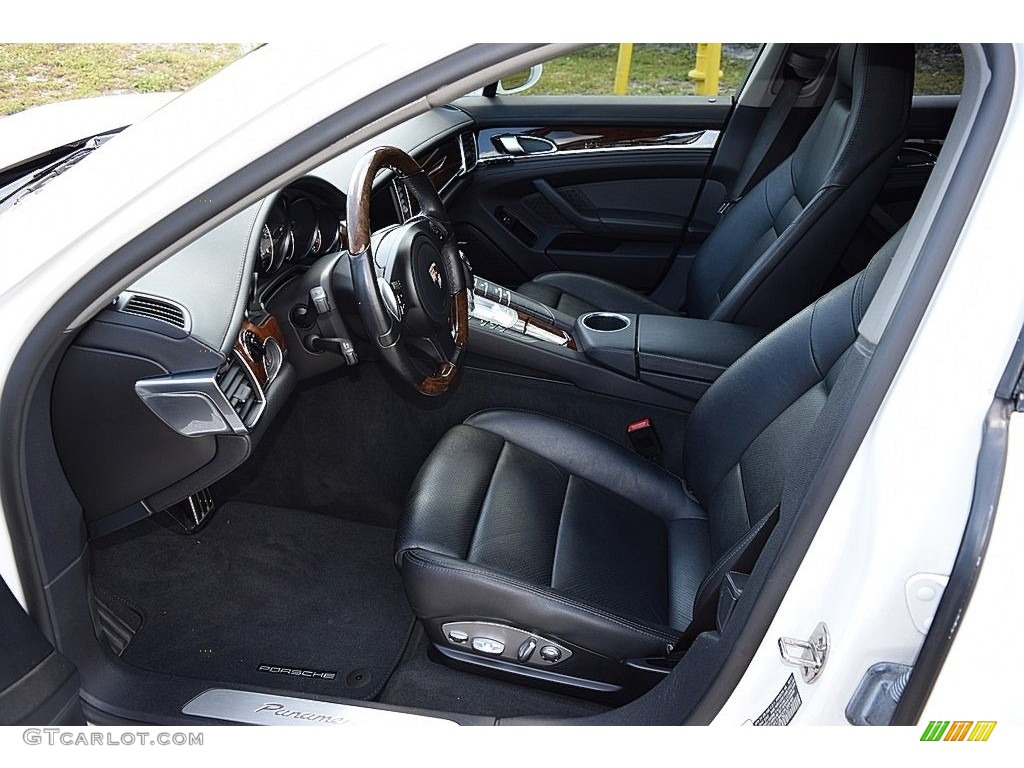 2011 Porsche Panamera S Front Seat Photos