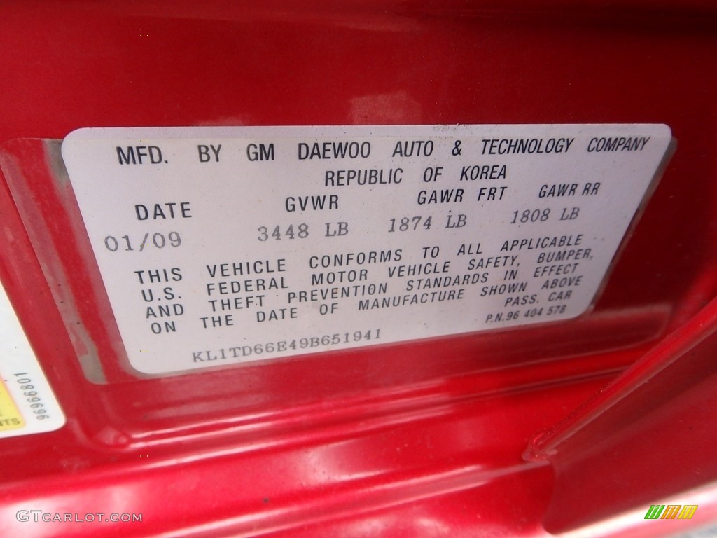 2009 Aveo Aveo5 LT - Sport Red / Charcoal photo #14