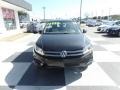 Deep Black Pearl - Tiguan S Photo No. 2