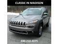 Light Brownstone Pearl - Cherokee Limited 4x4 Photo No. 1