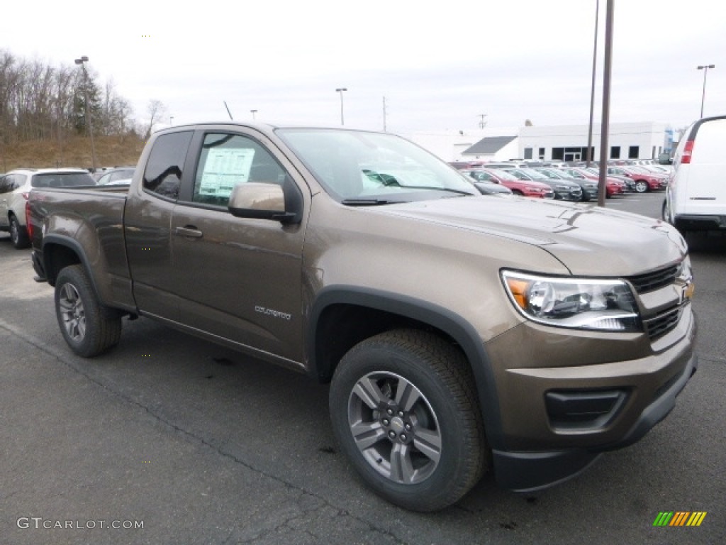 Brownstone Metallic 2017 Chevrolet Colorado WT Extended Cab 4x4 Exterior Photo #119341104