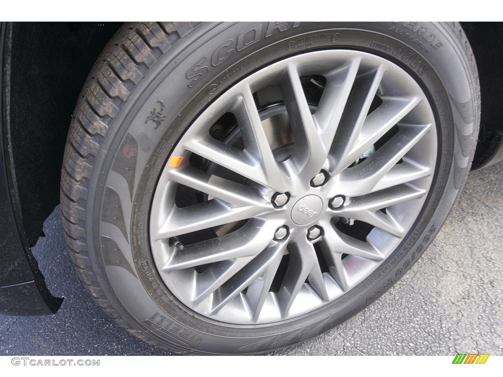 2017 Grand Cherokee Summit 4x4 - Diamond Black Crystal Pearl / Dark Sienna Brown/Black photo #5