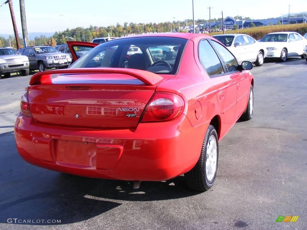 2005 Neon SXT - Flame Red / Taupe photo #1