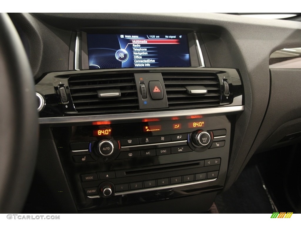 2015 BMW X4 xDrive28i Controls Photo #119347137