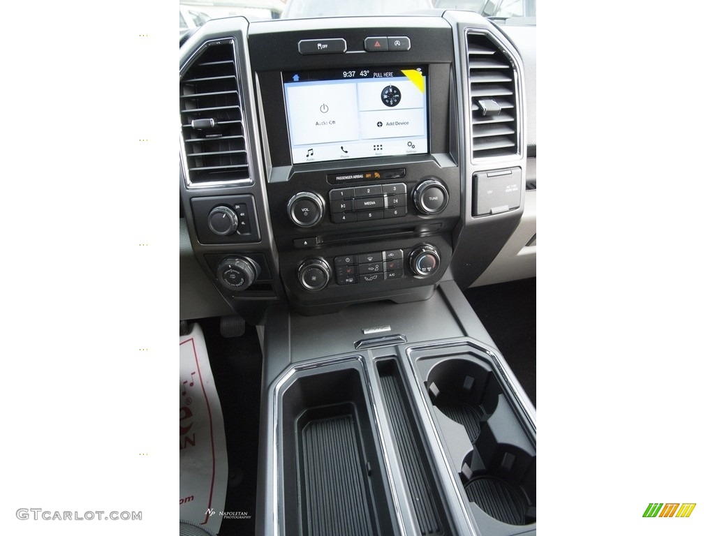 2017 F150 XLT SuperCrew 4x4 - Lightning Blue / Earth Gray photo #15