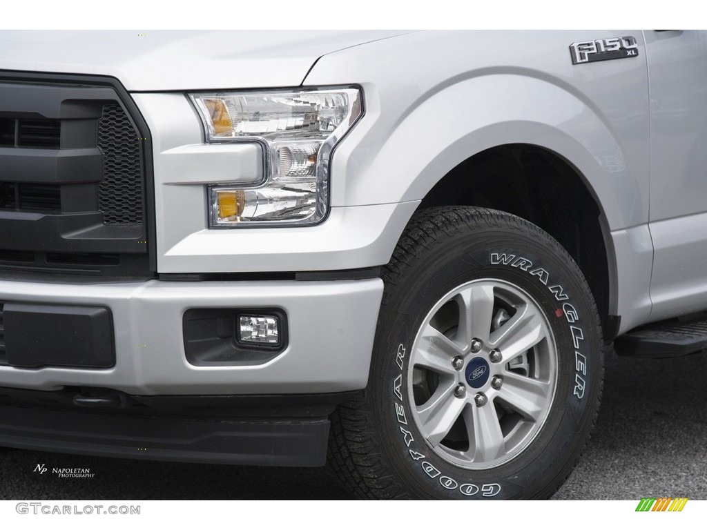 2017 F150 XL SuperCab 4x4 - Ingot Silver / Earth Gray photo #2