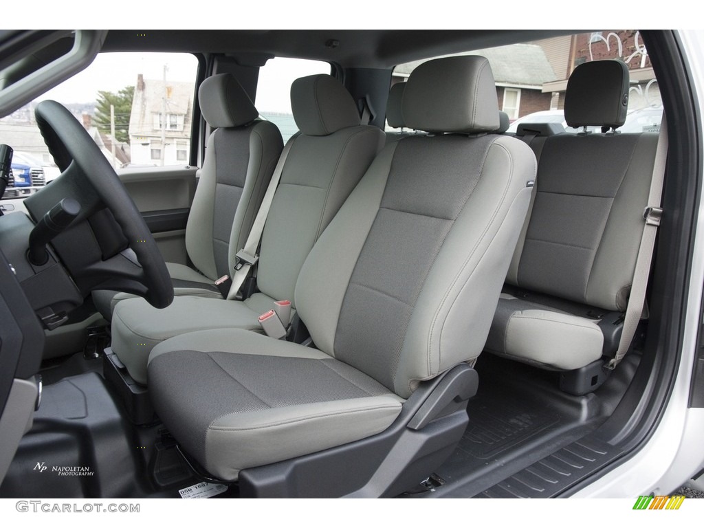 2017 F150 XL SuperCab 4x4 - Ingot Silver / Earth Gray photo #8