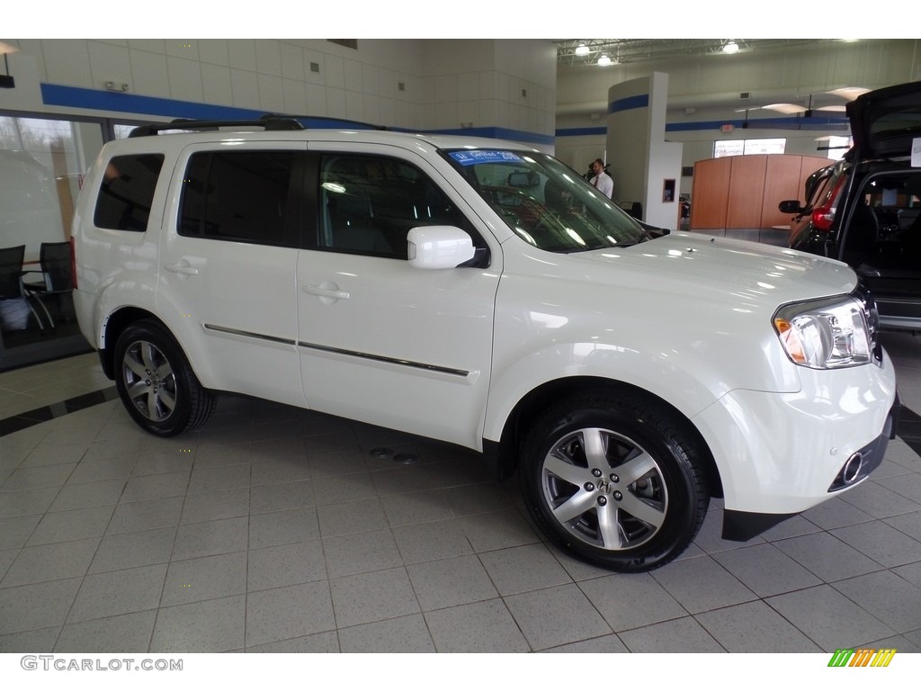 2015 Honda Pilot Touring 4WD Exterior Photos