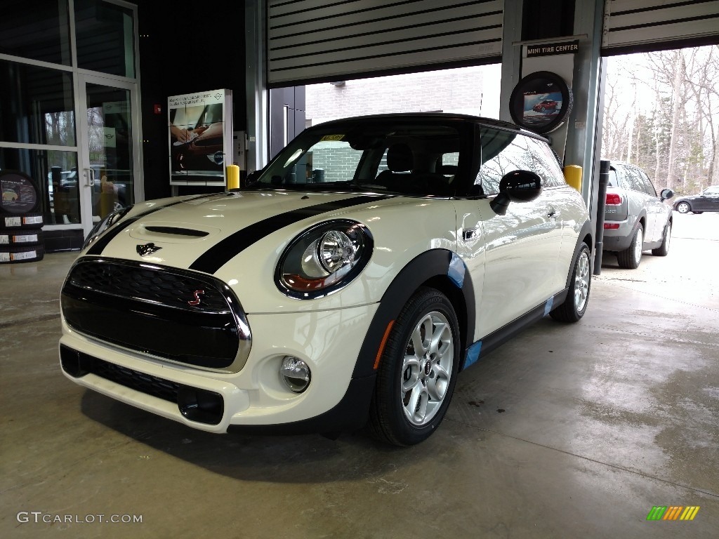 Pepper White 2017 Mini Hardtop Cooper S 2 Door Exterior Photo #119349123