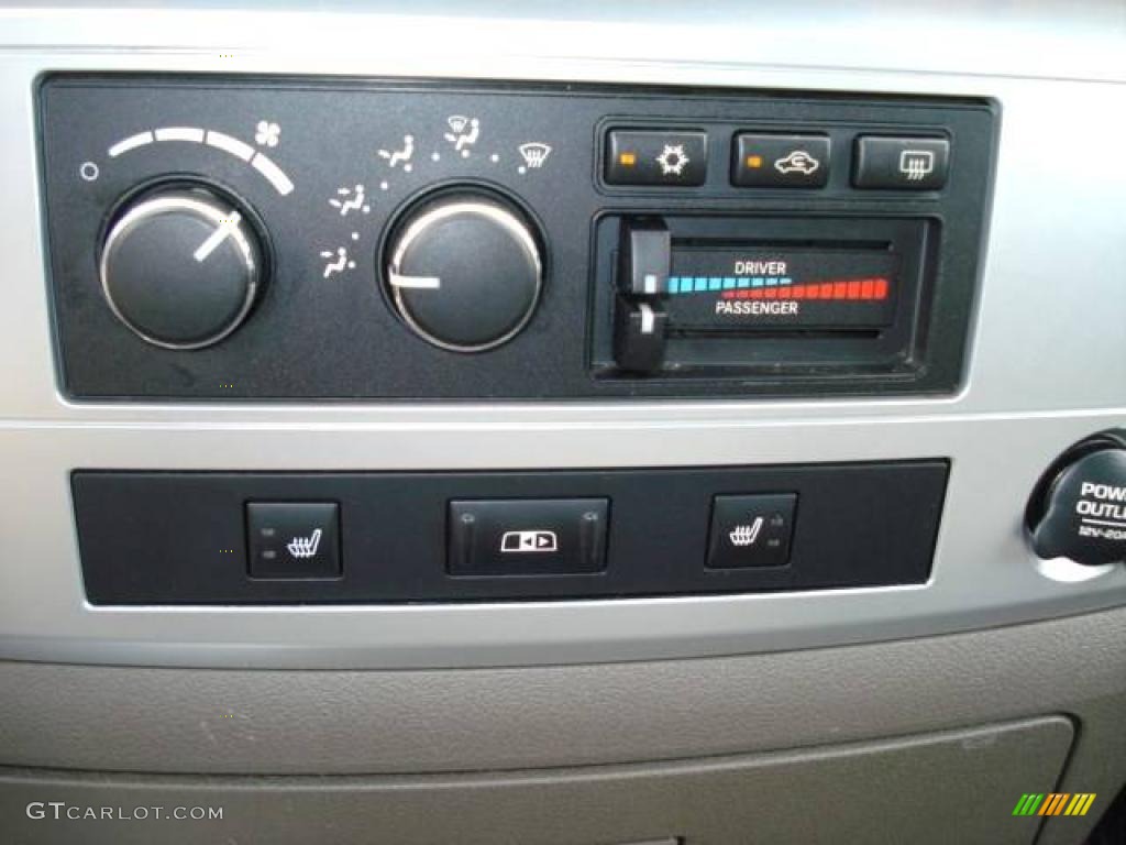 2006 Ram 1500 Laramie Quad Cab 4x4 - Light Khaki Metallic / Khaki Beige photo #14