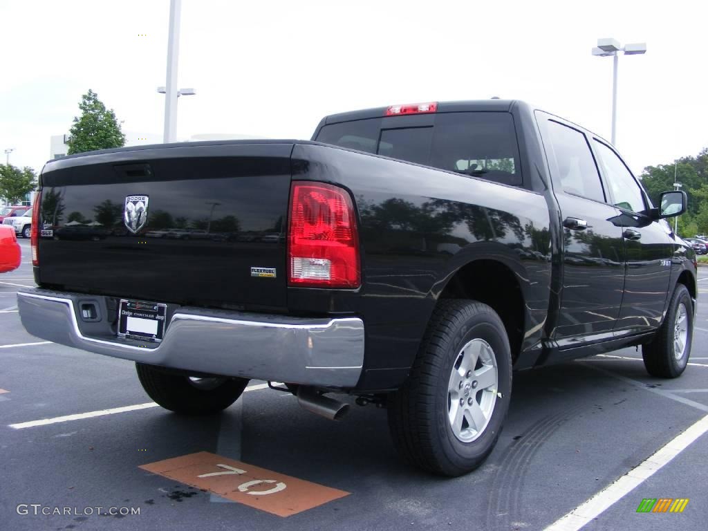 2009 Ram 1500 SLT Crew Cab - Brilliant Black Crystal Pearl / Dark Slate/Medium Graystone photo #3