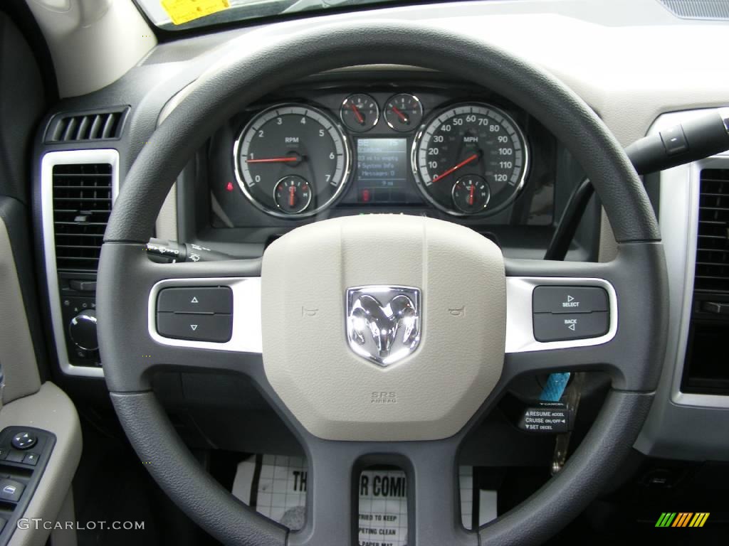 2009 Ram 1500 SLT Crew Cab - Brilliant Black Crystal Pearl / Dark Slate/Medium Graystone photo #10