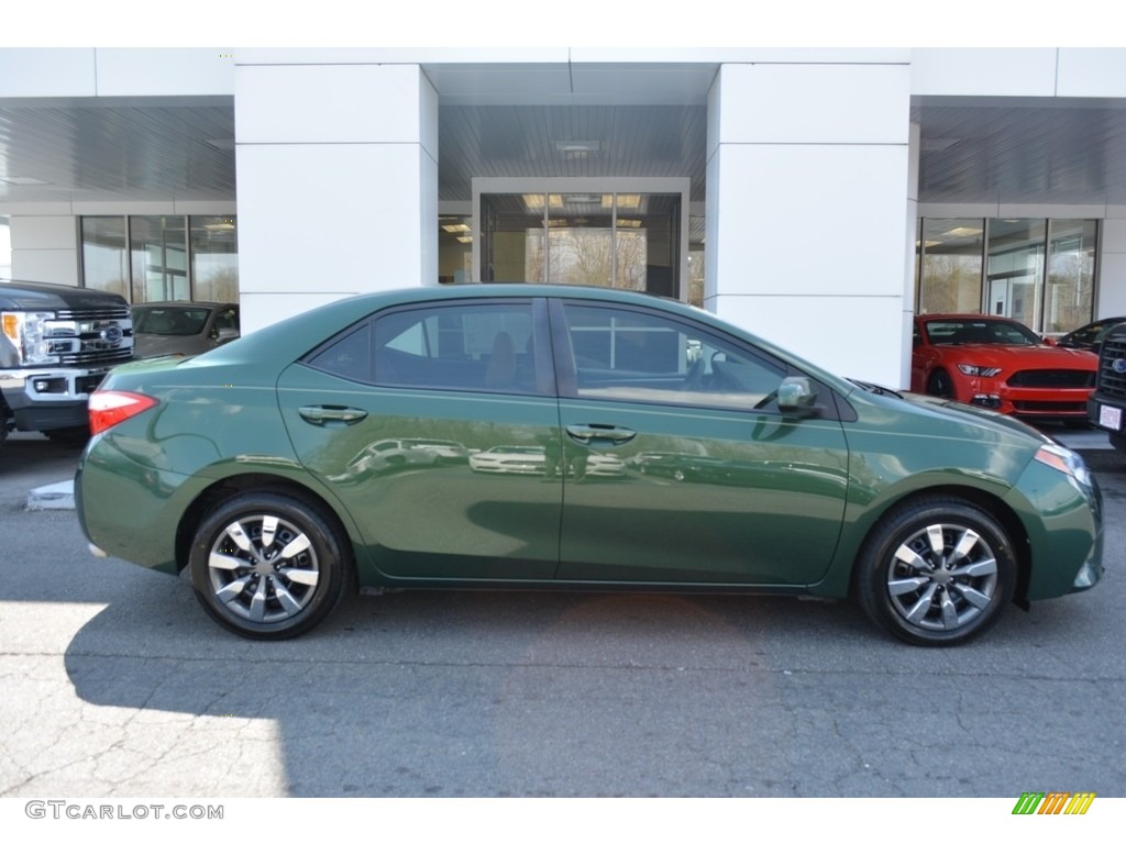 2014 Corolla LE - 4Evergreen Mica / Amber photo #2