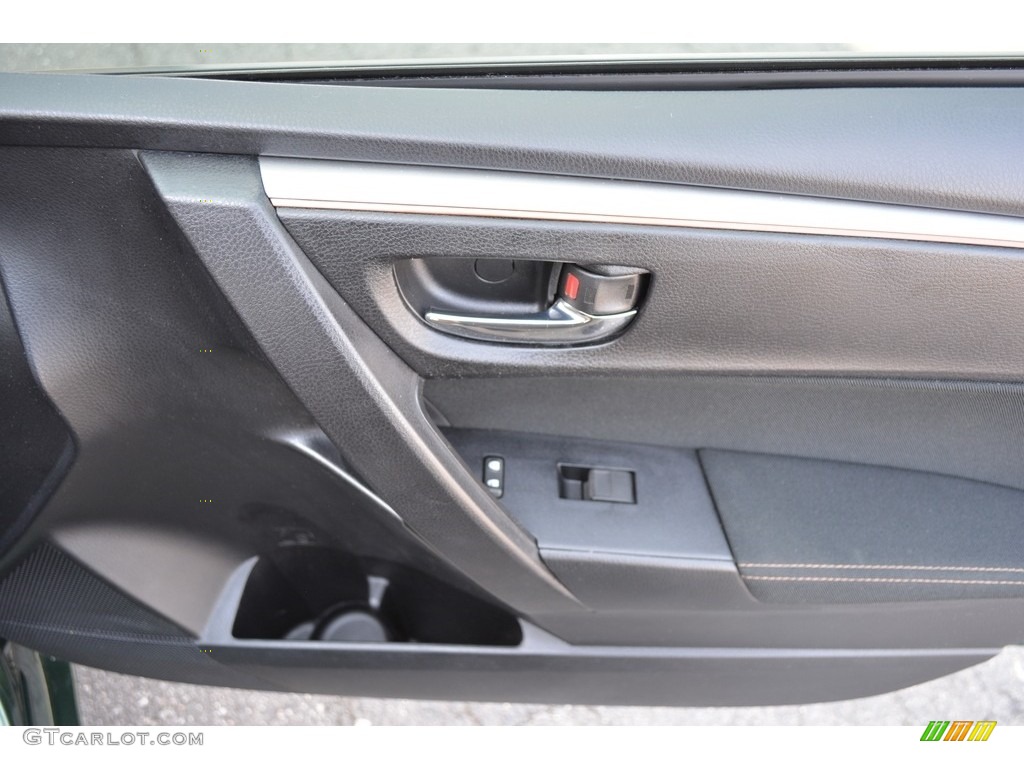 2014 Corolla LE - 4Evergreen Mica / Amber photo #14