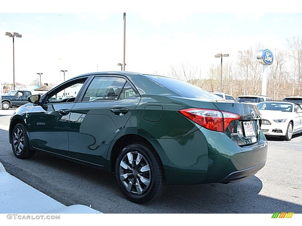 2014 Corolla LE - 4Evergreen Mica / Amber photo #25