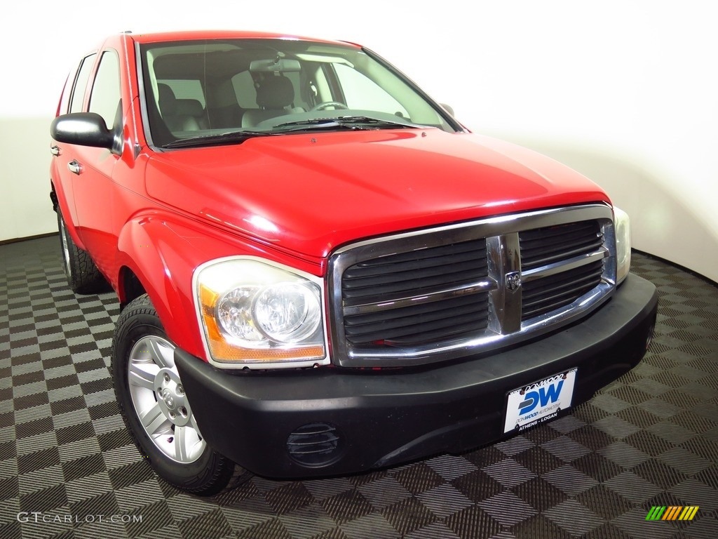 2004 Durango ST 4x4 - Flame Red / Medium Slate Gray photo #3
