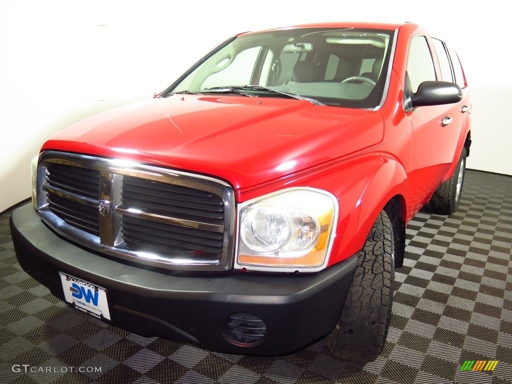 2004 Durango ST 4x4 - Flame Red / Medium Slate Gray photo #5