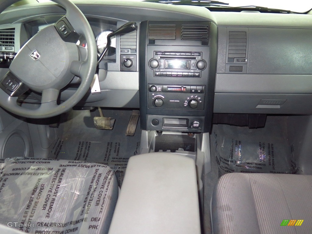 2004 Durango ST 4x4 - Flame Red / Medium Slate Gray photo #12