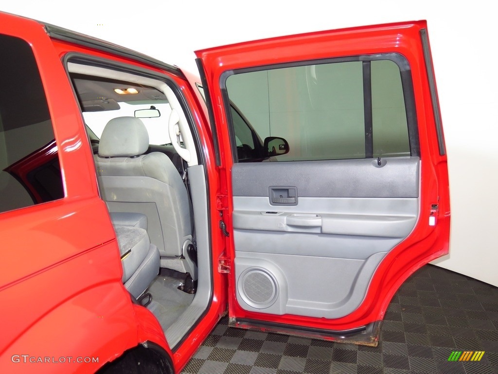2004 Durango ST 4x4 - Flame Red / Medium Slate Gray photo #24