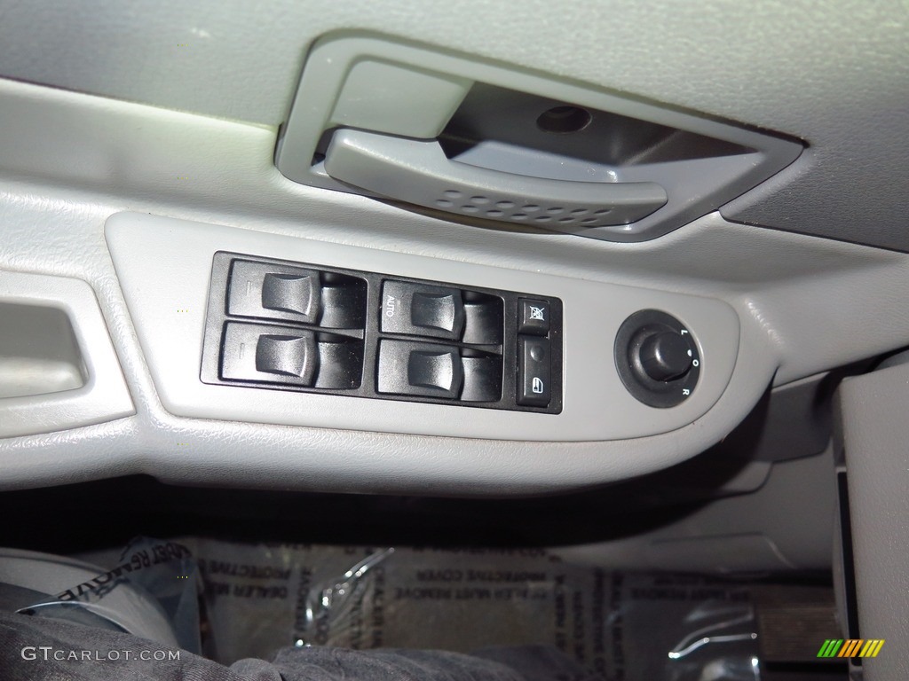 2004 Durango ST 4x4 - Flame Red / Medium Slate Gray photo #29