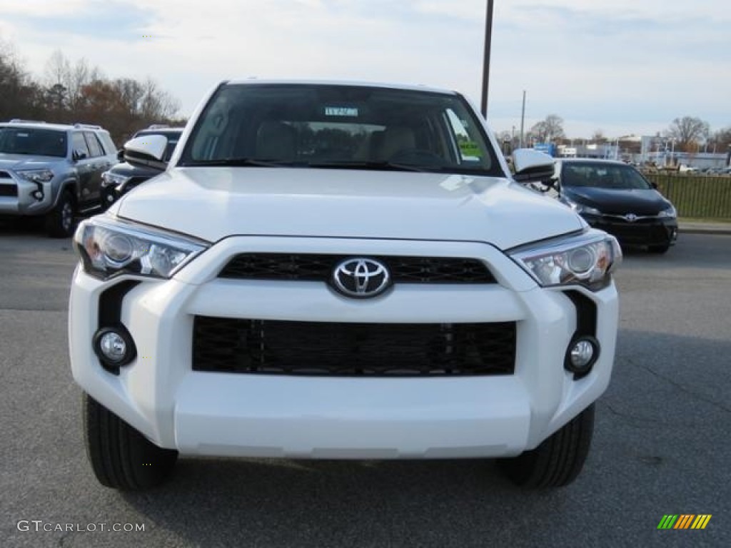 2017 4Runner SR5 - Super White / Sand Beige photo #2