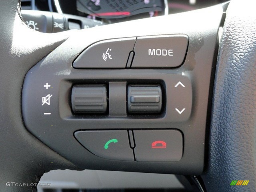 2017 Kia Sedona EX Controls Photo #119364001