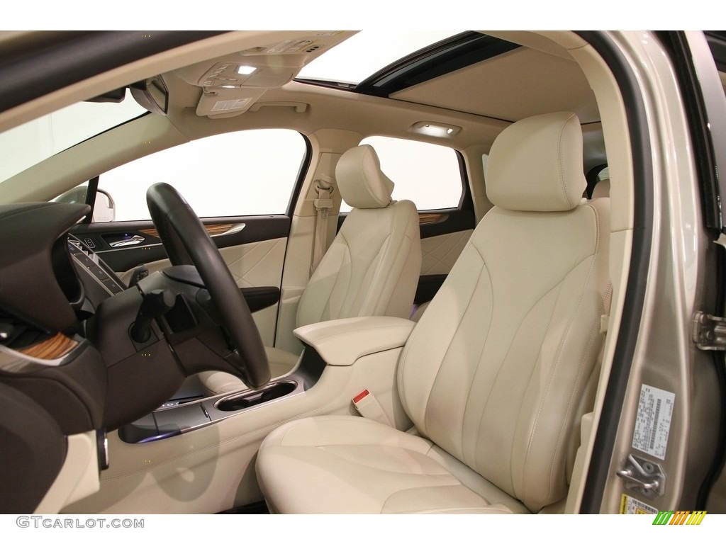 2015 Lincoln MKC AWD Front Seat Photos