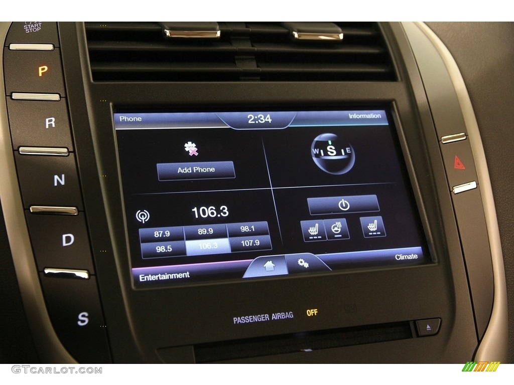 2015 Lincoln MKC AWD Controls Photo #119366803