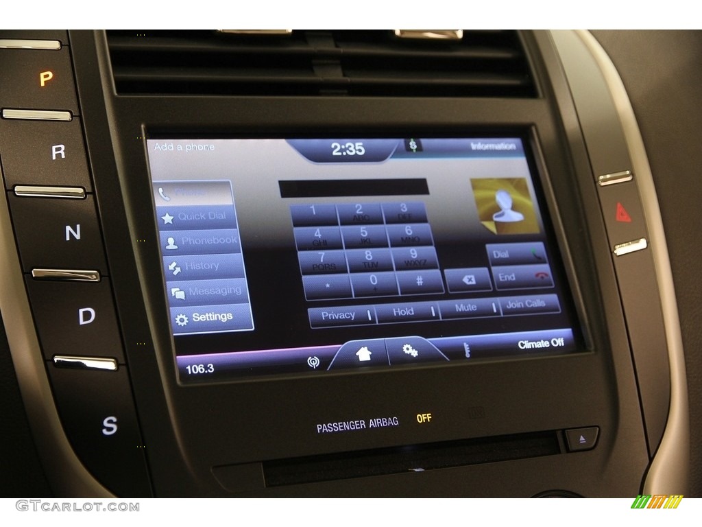 2015 Lincoln MKC AWD Controls Photo #119366881
