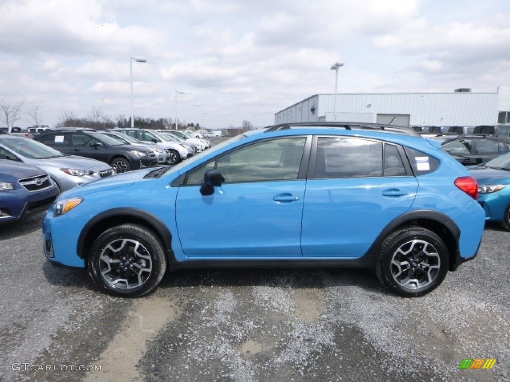 2017 Crosstrek 2.0i - Hyper Blue / Black photo #7