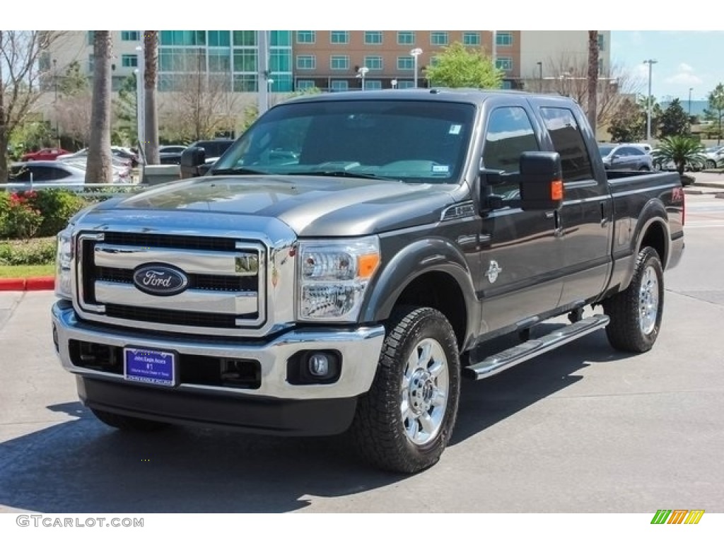 2016 F250 Super Duty Lariat Crew Cab 4x4 - Magnetic Metallic / Black photo #3