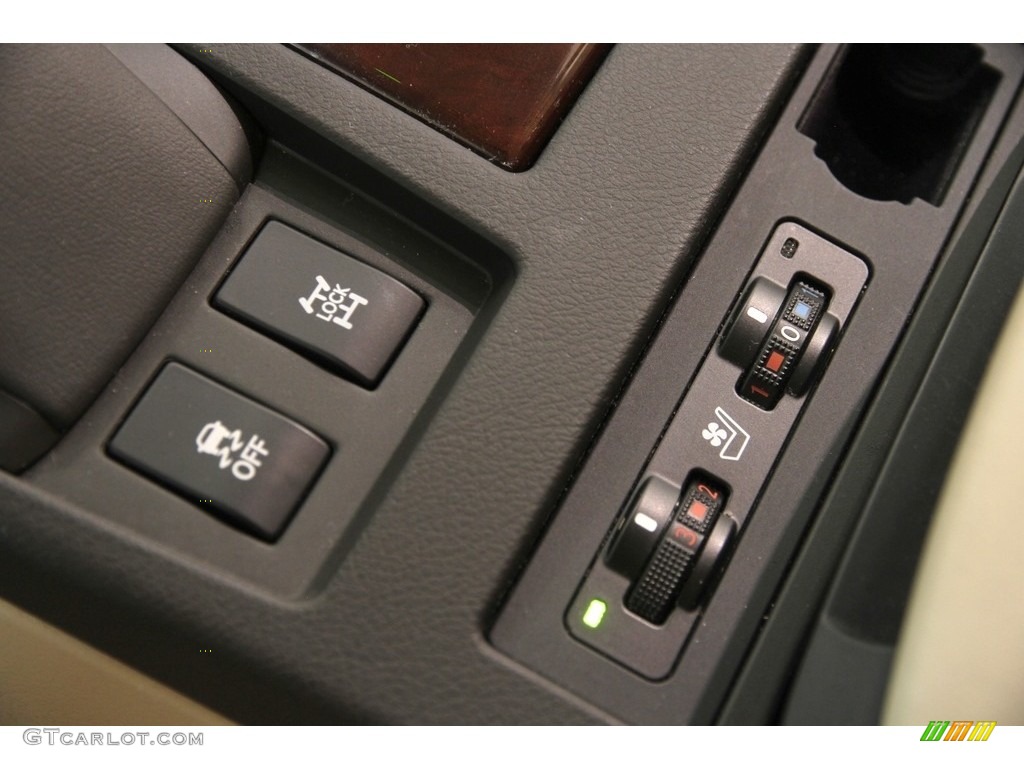 2013 Lexus RX 350 AWD Controls Photos