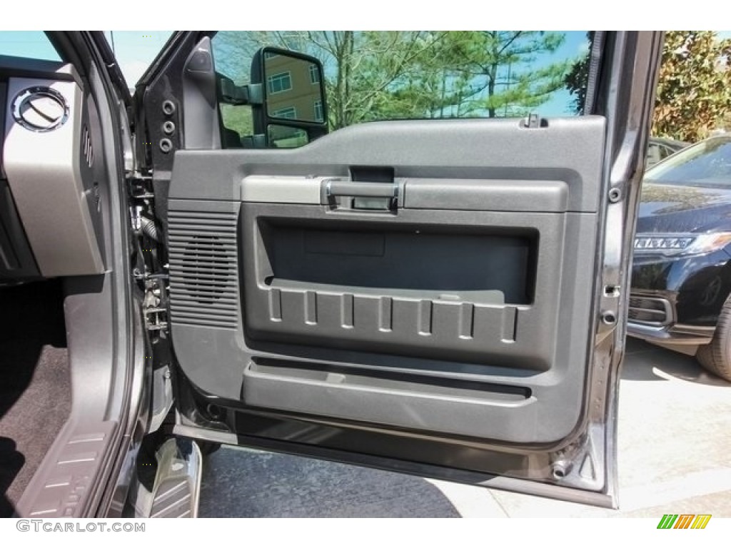 2016 F250 Super Duty Lariat Crew Cab 4x4 - Magnetic Metallic / Black photo #24