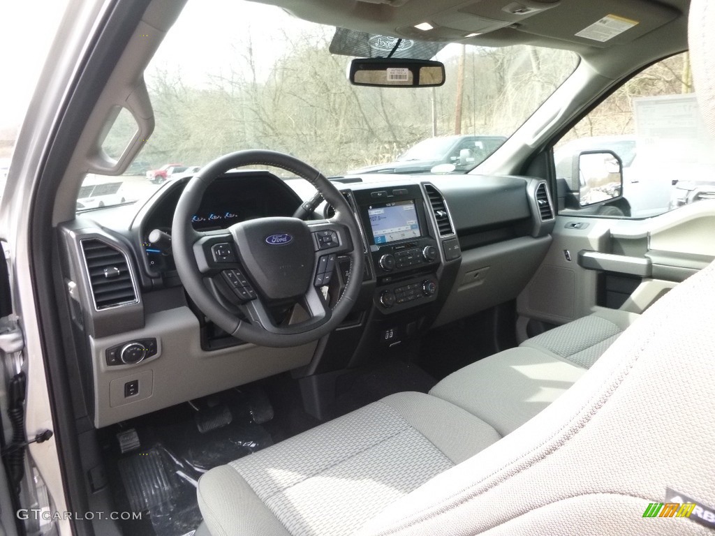 2017 F150 XLT SuperCab 4x4 - Ingot Silver / Earth Gray photo #12