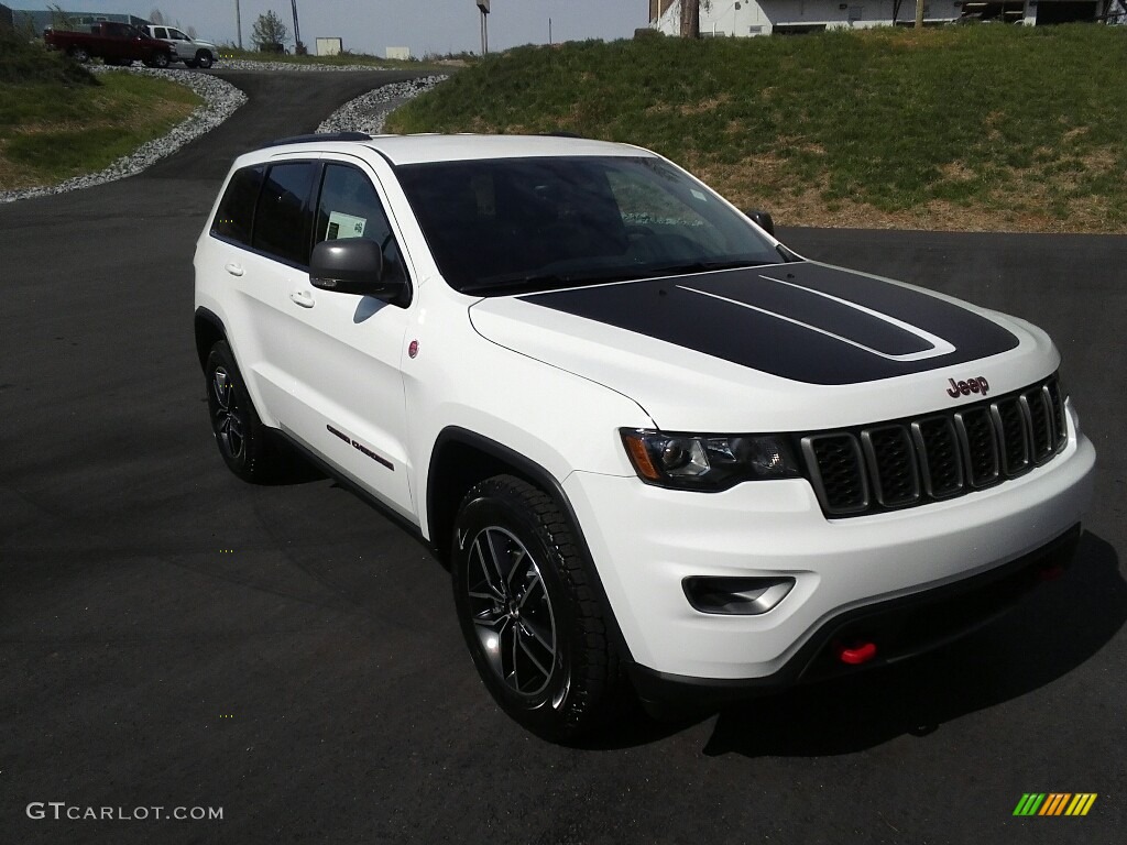 2017 Grand Cherokee Trailhawk 4x4 - Bright White / Black photo #4