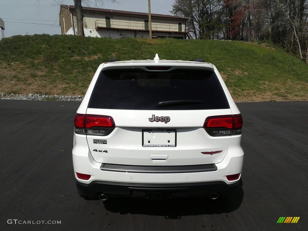 2017 Grand Cherokee Trailhawk 4x4 - Bright White / Black photo #7